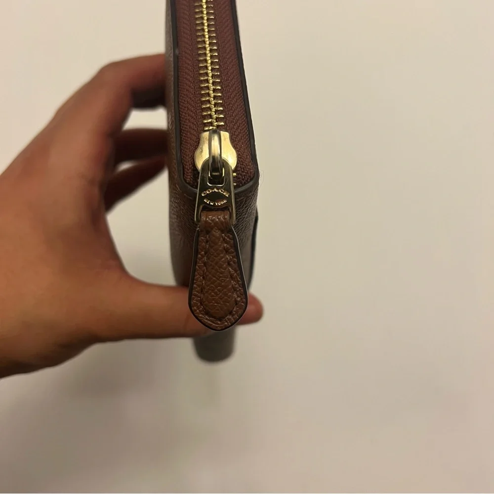 Coach Long Zip Wallet, Brown/gold‎ Accent
